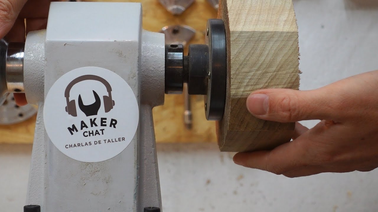 Caja torneada en madera