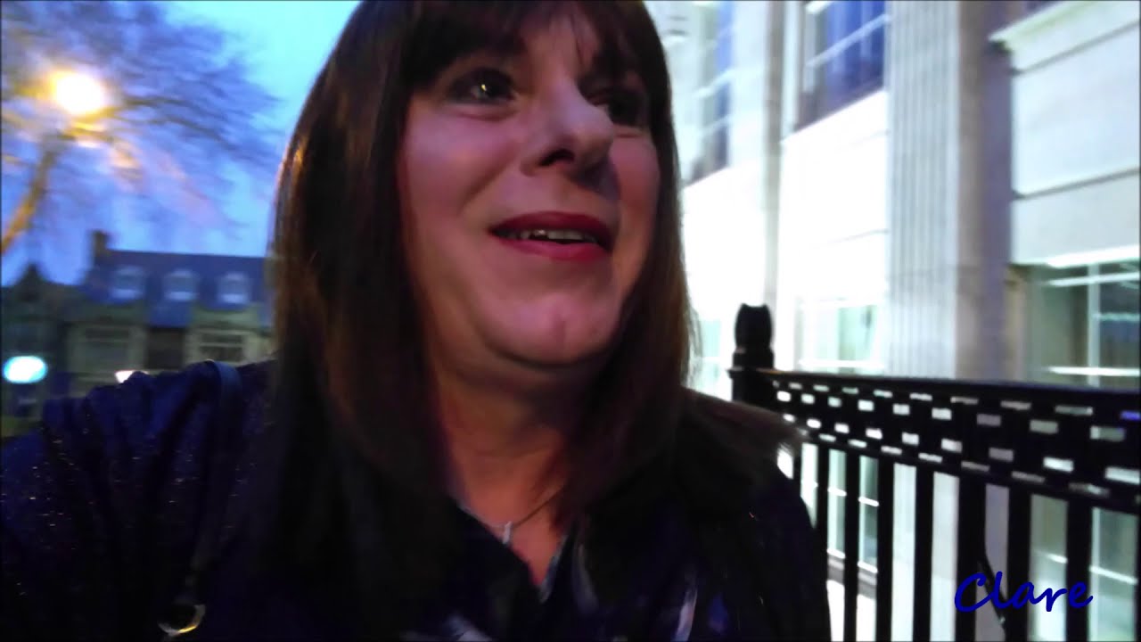 An outing in the blue dress and heels (Crossdresser/Transvestite)