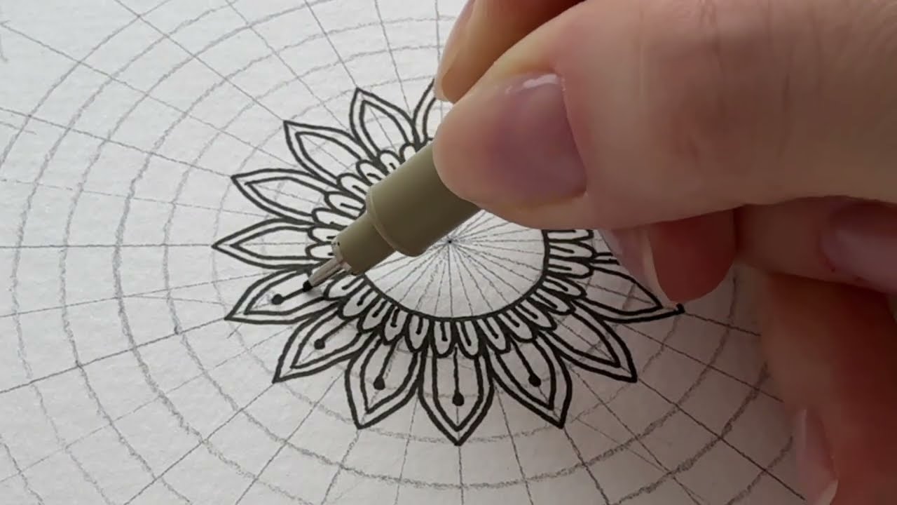 Don’t Know How to Fill a Mandala? Try These Easy Patterns