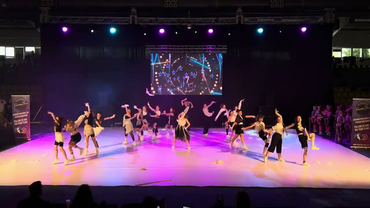 Grandees - Noc v múzeu na WinterShow Levice 11.11.2023