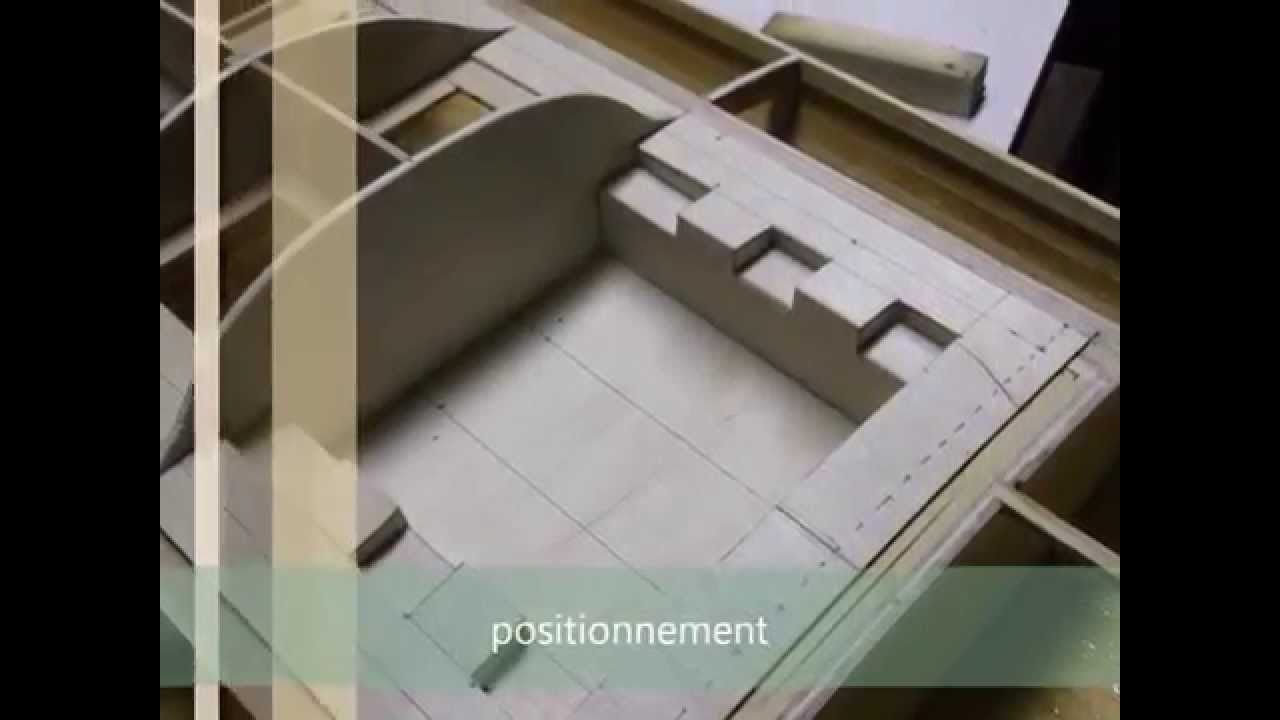 Construction voilier rc open 60 par l'image..Building a sailboat