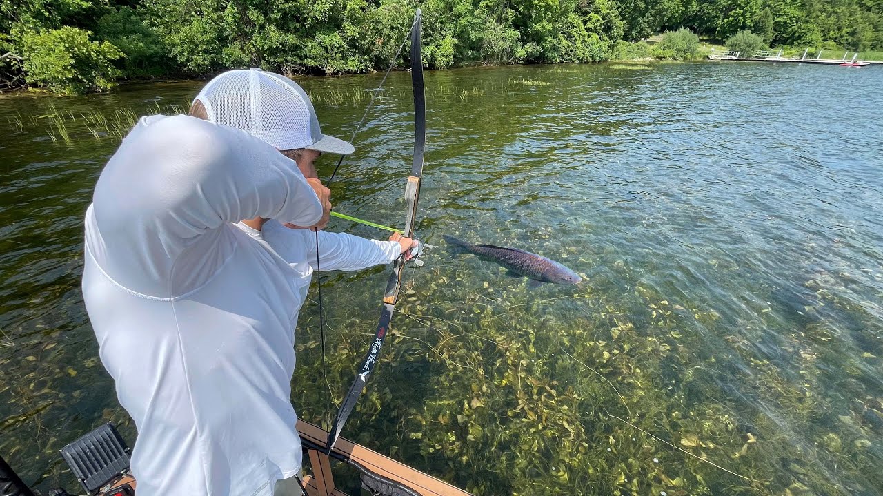Bowfishing Lake Minnetonka for Big Fish!