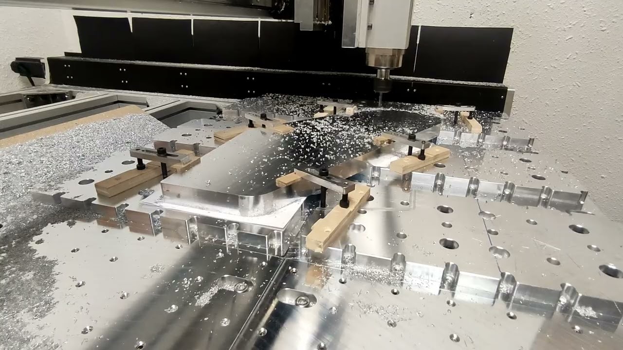 LowPowerIO - Mecanizado de una cartela en la CNC1500