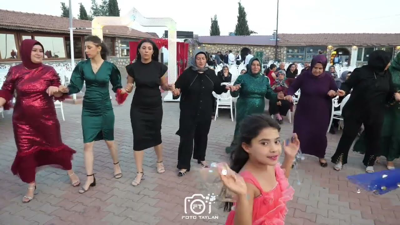 NAİME & BARIŞ KINA  :  31/ 08/ 2024 KÜSTÜM DÜĞÜN SALONU - 1 GRUP ŞİLE