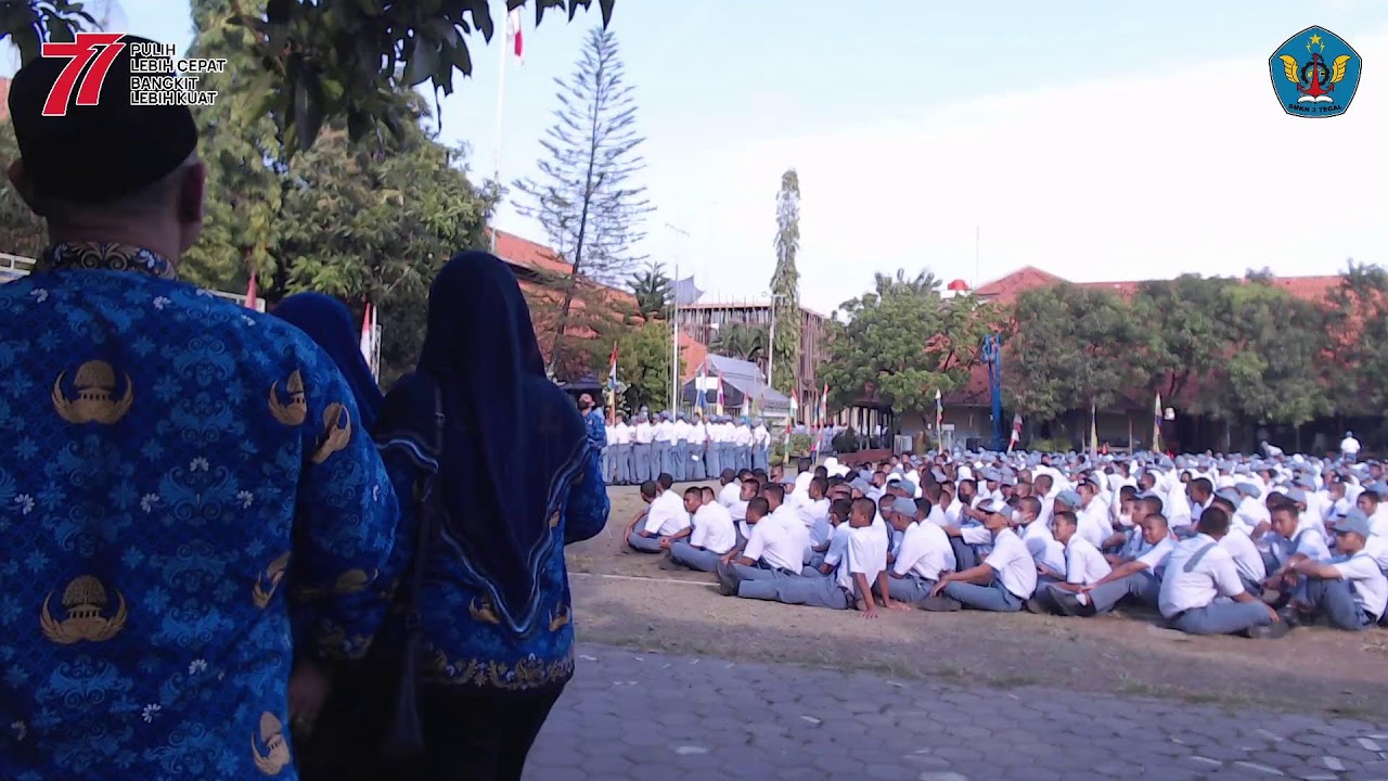 Upacara HUT RI ke-77 SMK Negeri 3 Kota Tegal