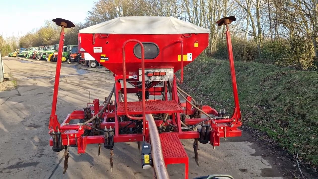 2004 Horsch CO3 trailed tine drill   22307