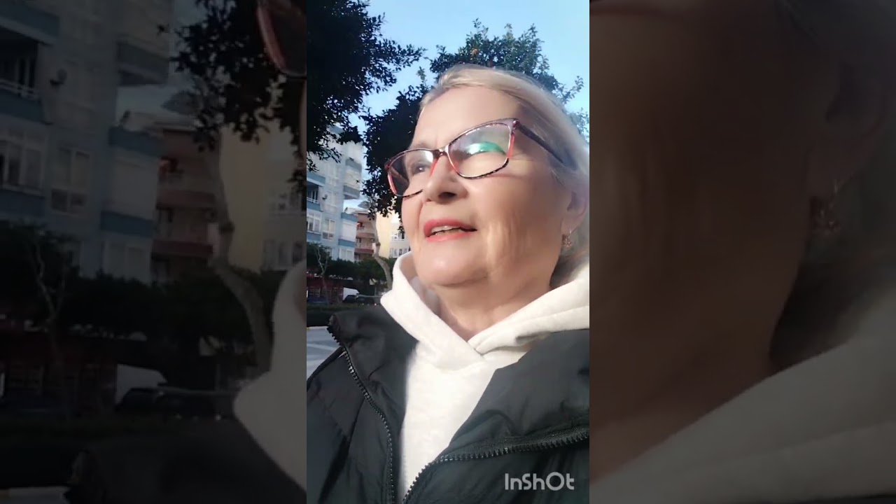 Біжу за тканиною у центр міста