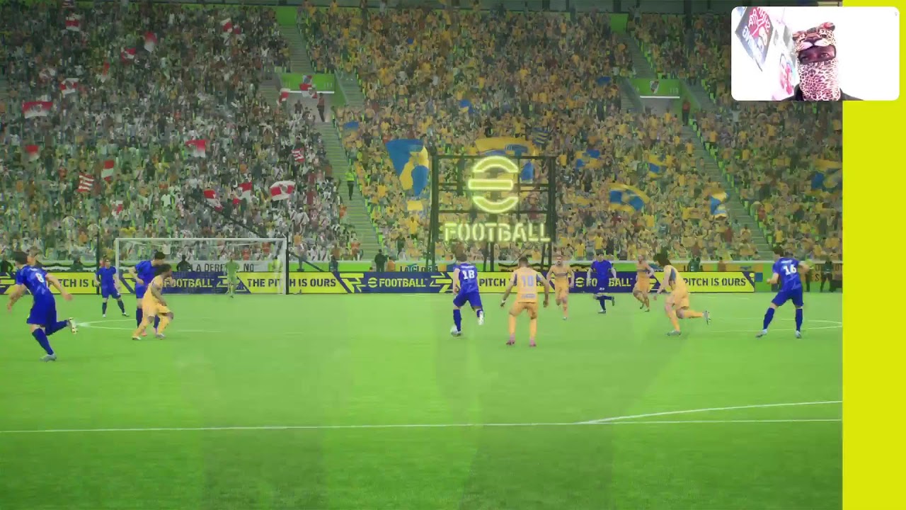 Claudypapa🎮🐯 vs    Les amis  eFootball League