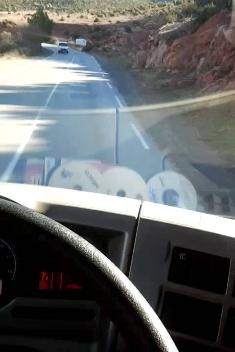 Yacine et Renault 440 DXI