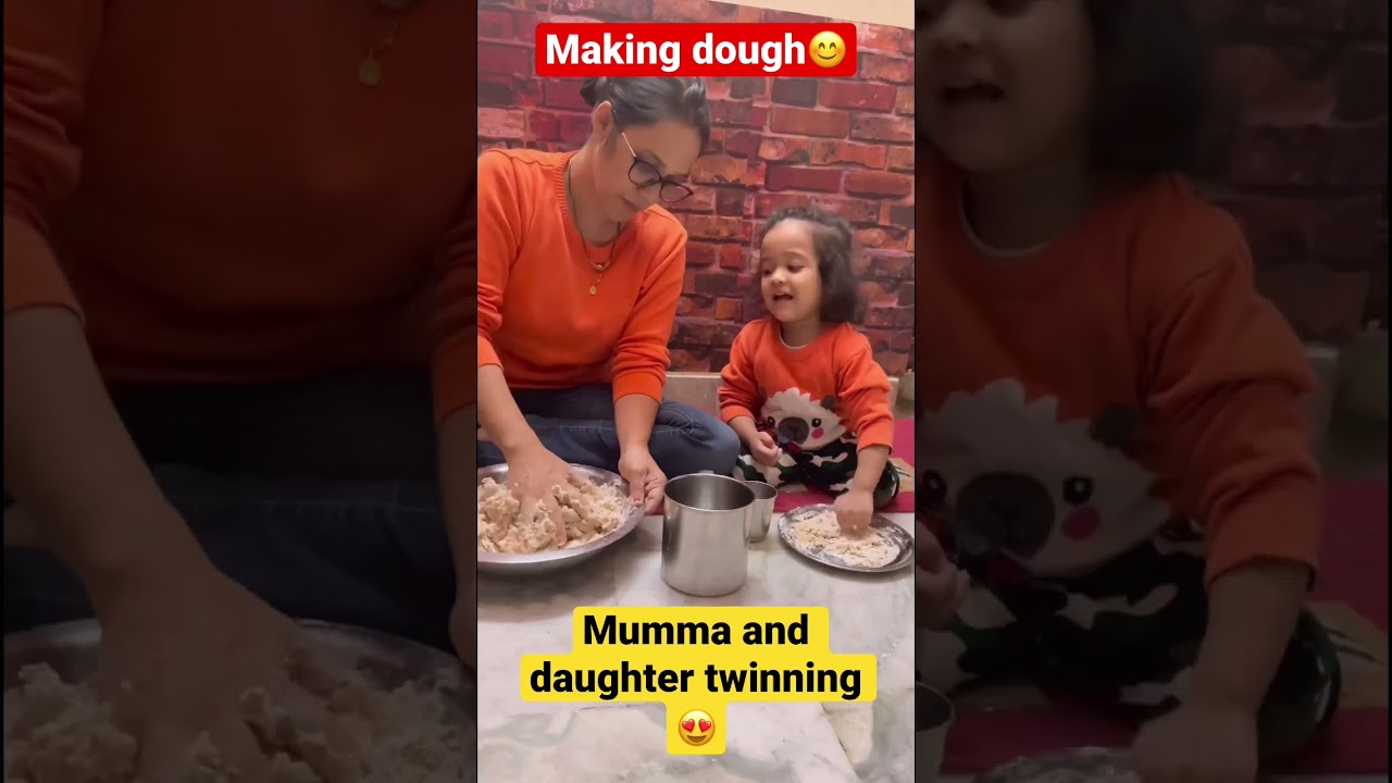 Mumma and daughter twinning 😍 