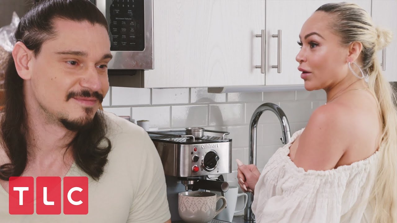 Darcey's Espresso Machine Struggles! | Darcey & Stacey