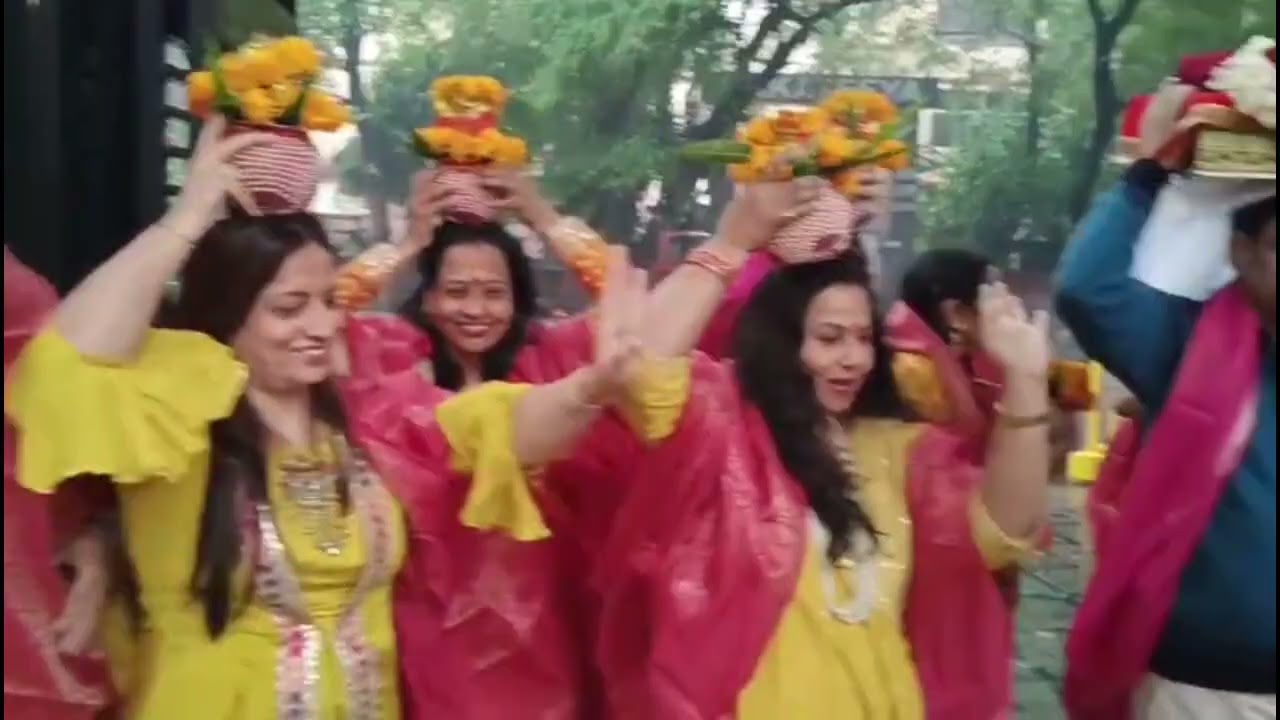 श्रीमद् भागवत कथा की कलश यात्रा स्थल यूनेस्को अपार्टमेंट, 55 आईपी एक्सटेंशन, पटपड़गंज, दिल्ली 110092