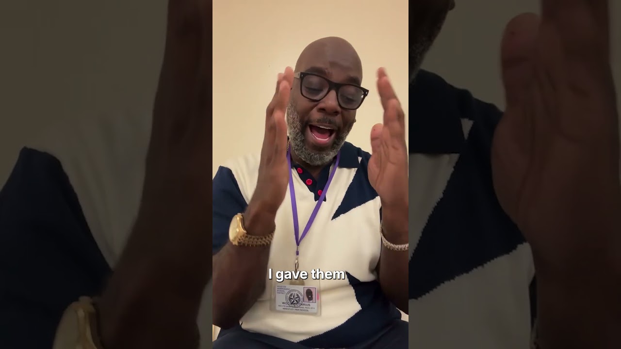 Texas Teacher Breaks Down After Seniors Struggle to Read and Write #shorts