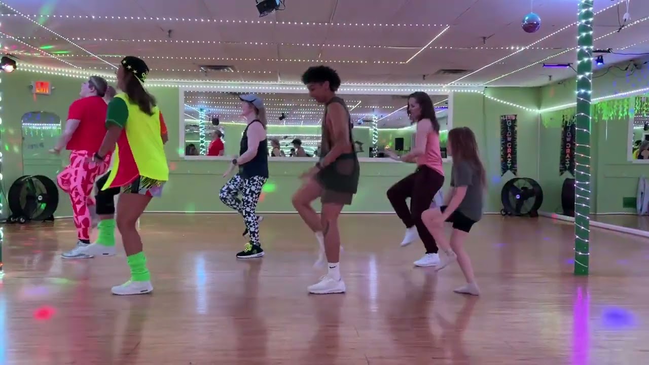 Rico Cantidad by Gente de zona, Dale Pututi & L Kimii |Choreo-Maríanela, Marco, Carol, Casey & Ross