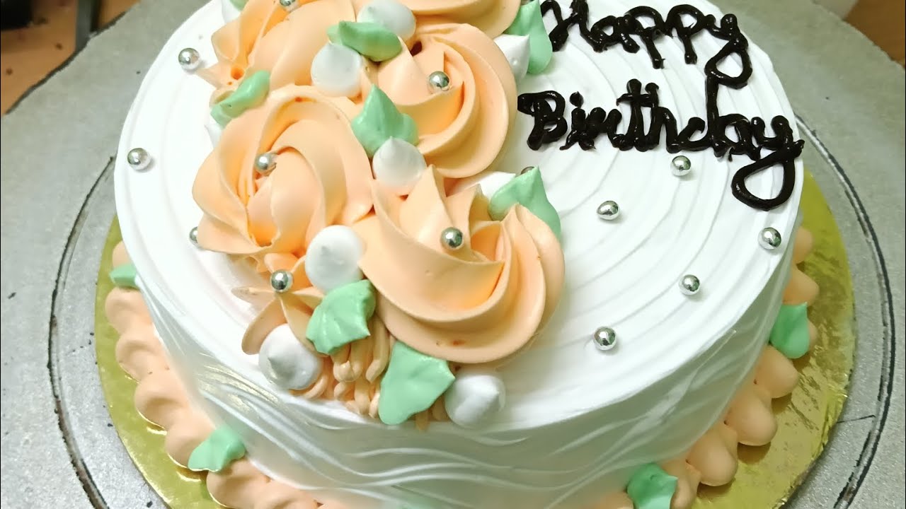 Beautiful ❤️ birthday cake design 🍓strawberry flavour mein 🔥🔥#cakedesign #cakedecorating 