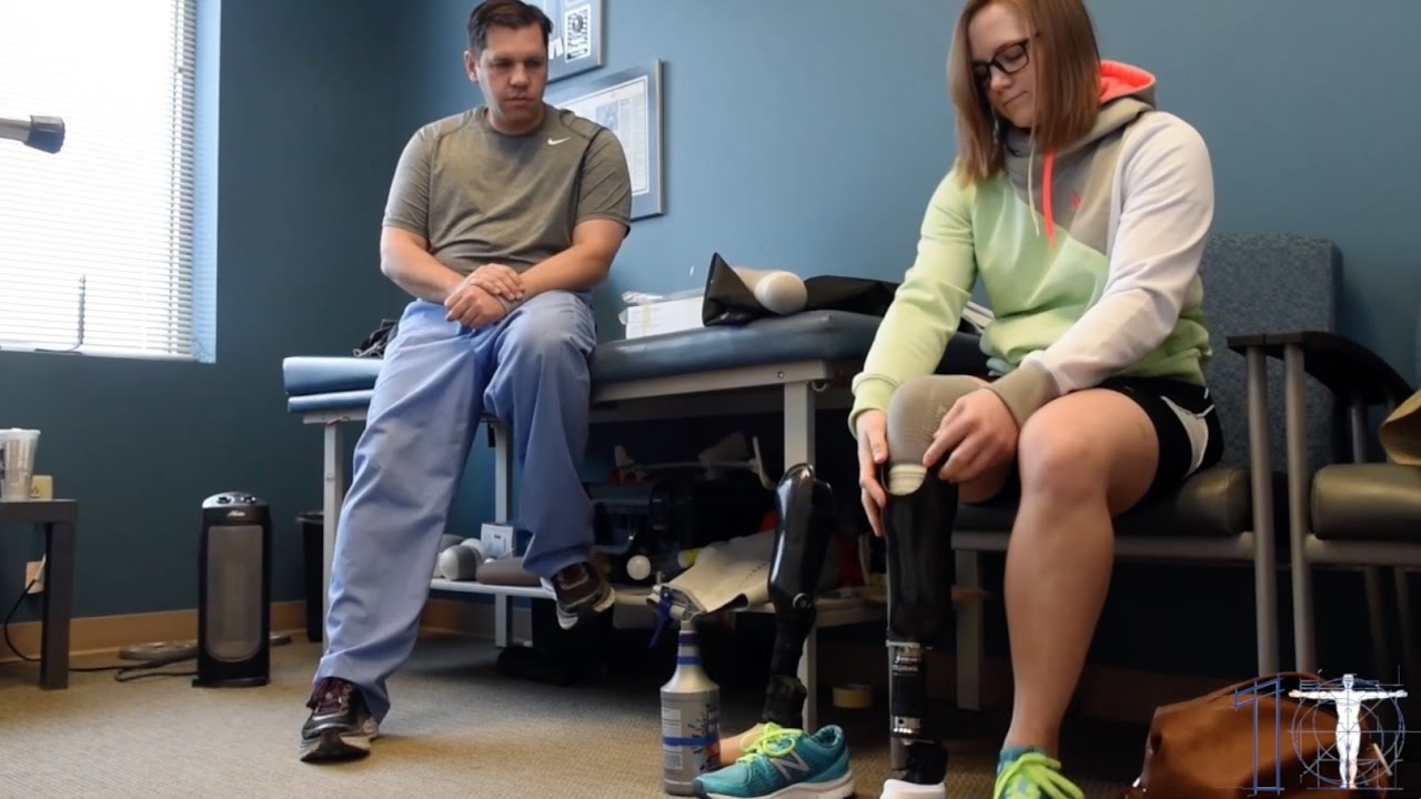 Shannon Testing Her New BK Prosthesis