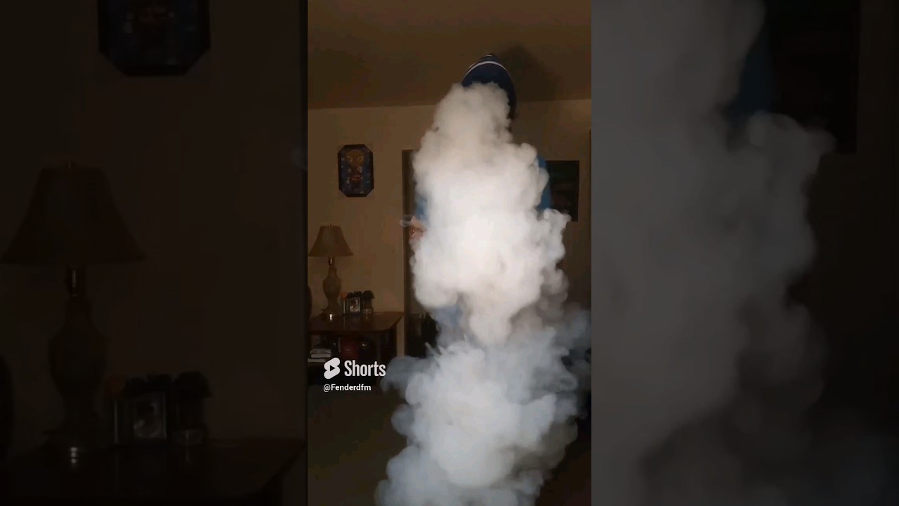 Big Cloud Chasing Trick Lost Vape Centaurus M200 QP Design Fatality 30MM Mech Mod #india #hookah BIG