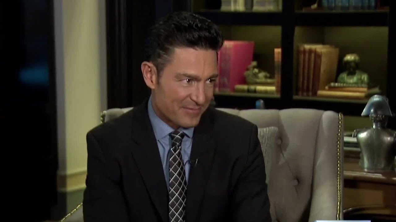 Prepárate para ver lo mejor de Fernando Colunga en 
