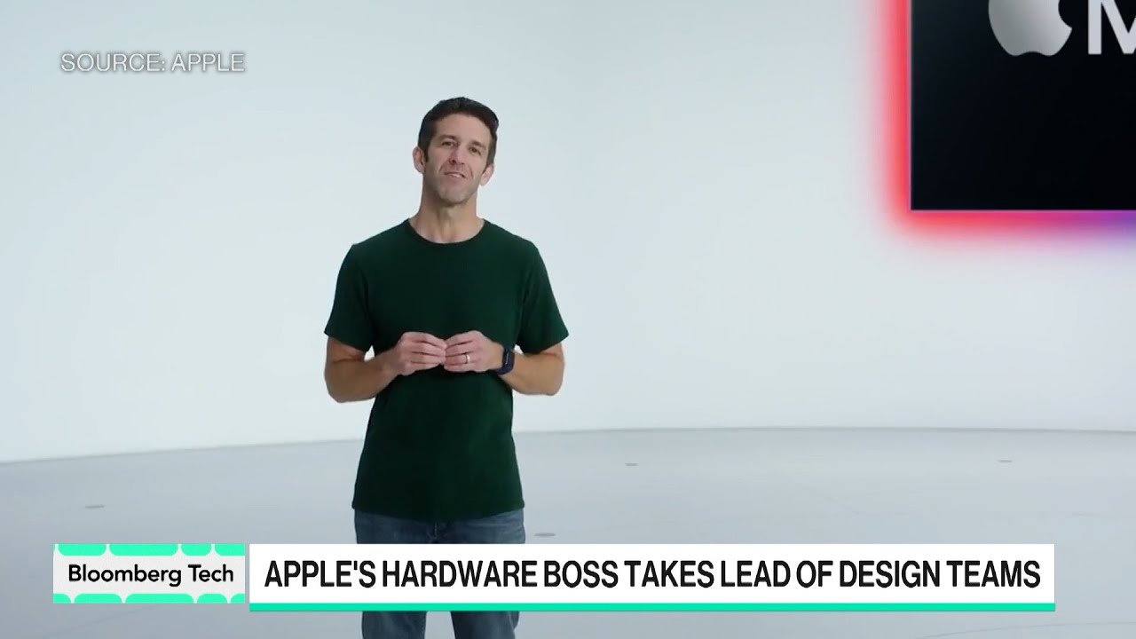 Apple Signals CEO Candidate by Expanding Hardware Boss’s Role