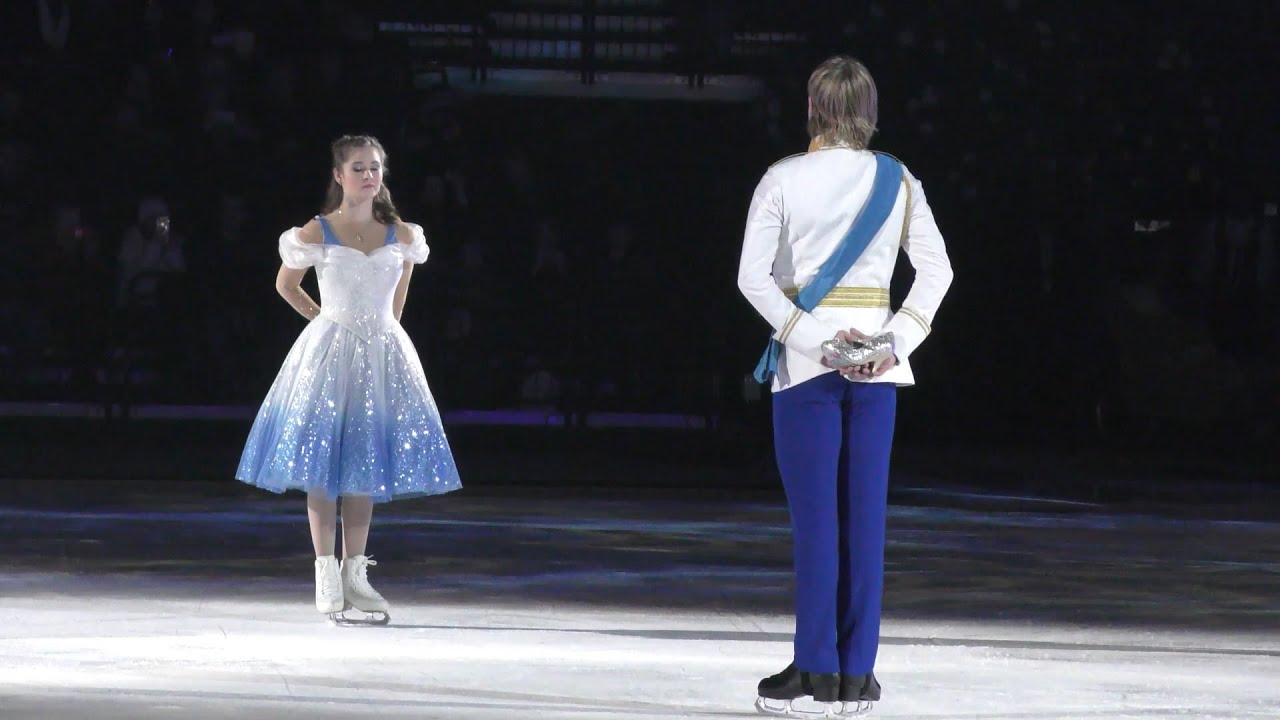 Cinderella and Prince. Julia Lipnitskaya and Evgeni Plushenko