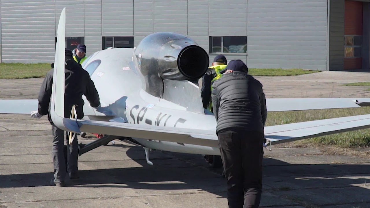 FLARIS LAR1 first flight