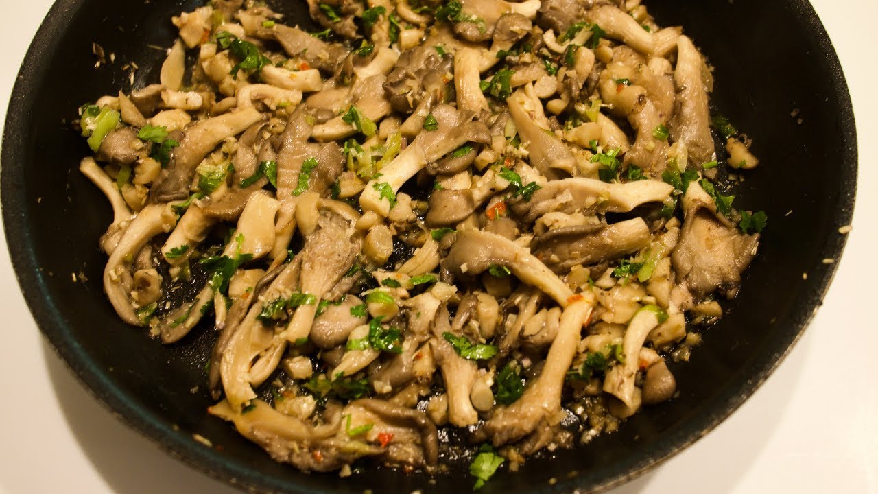 Lemongrass Chile Mushroom Stir-Fry | Easy Vegan Vietnamese Recipe | Nấm Xào Xả Ớt