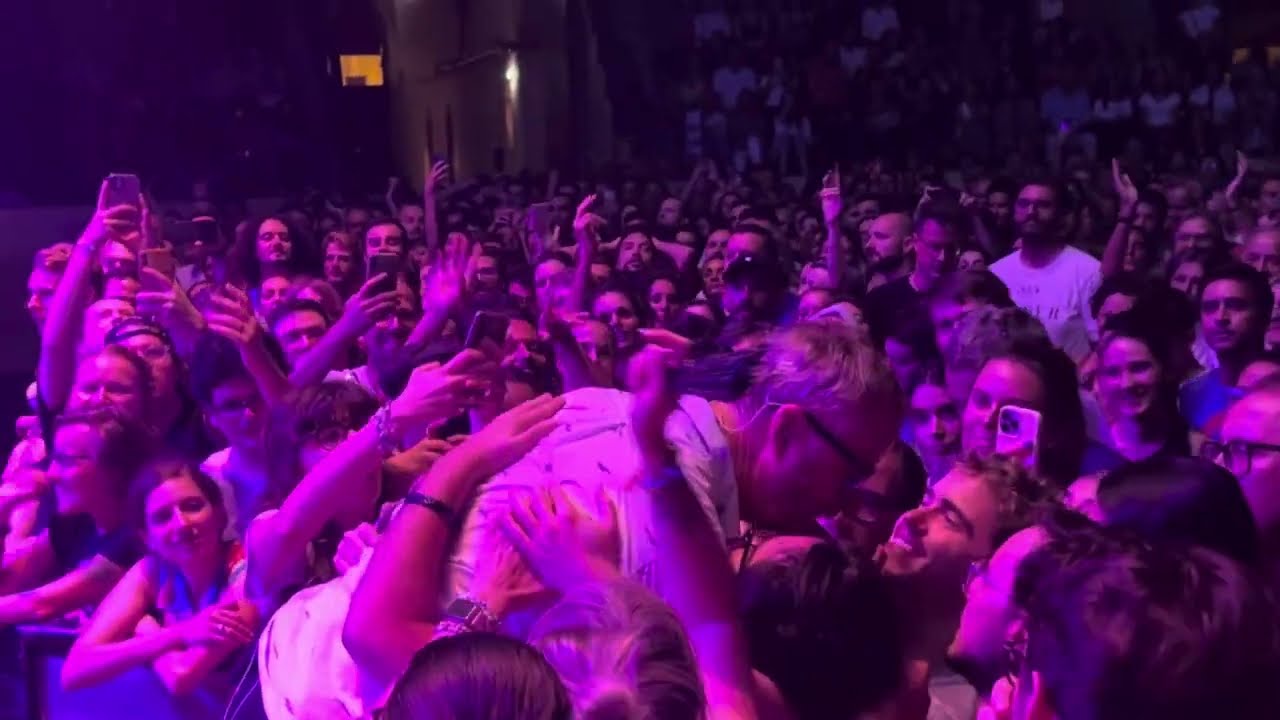 The National - Graceless (Live @ Campo Pequeno, Lisbon, night 2)