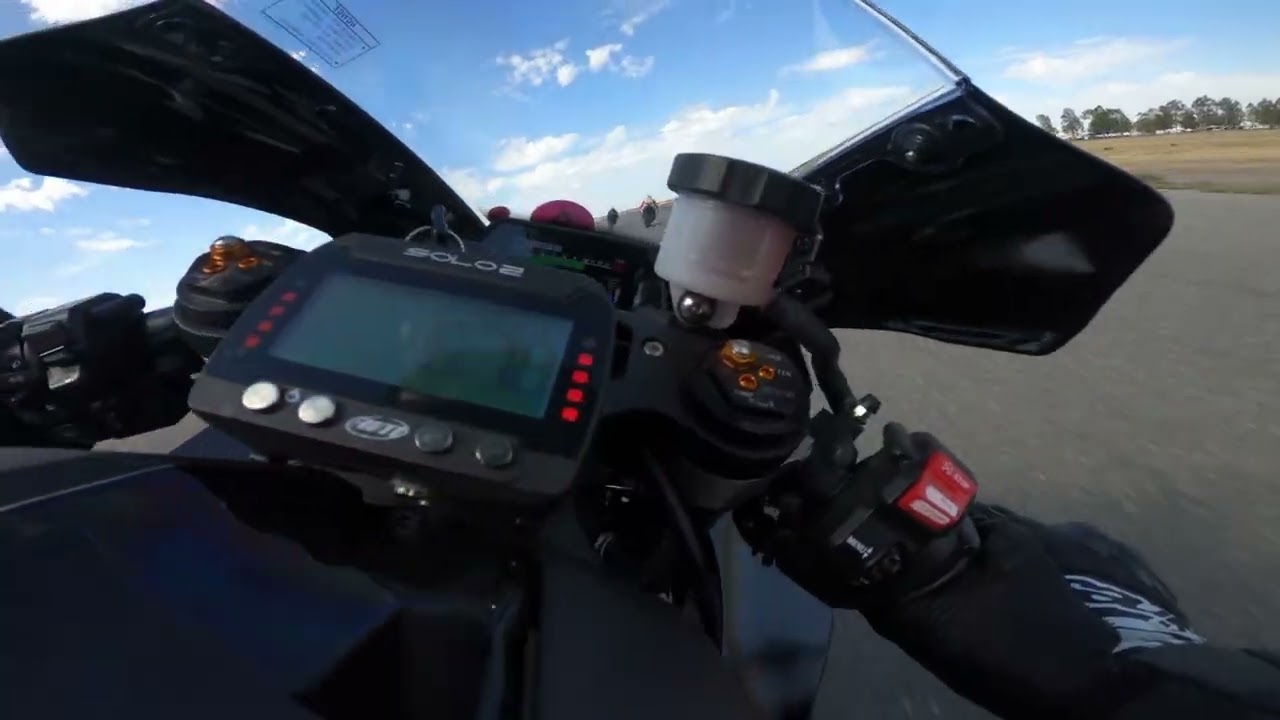 RoninZeroFive 2016 Yamaha YZF-R6.  @ Buttonwillow 2023.  Followed by R1