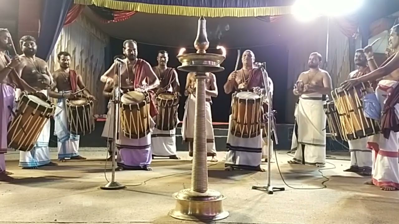 Double Thayambaka:Panamanna Sasi Mattannoor Sreekanth ഇരട്ടത്തായമ്പക പനമണ്ണ ശശി മട്ടന്നൂർ ശ്രീകാന്ത്