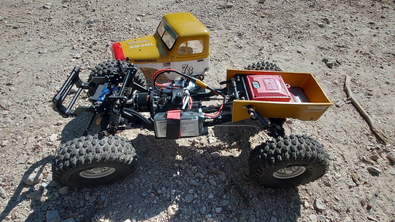Traxxas TRX4 LCG : Custom Dodge crawl in the forrest