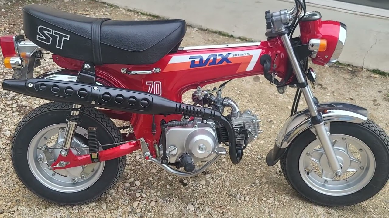 Honda dax st70 nt 6v franck l'atelier 84 cyclos France Vaucluse