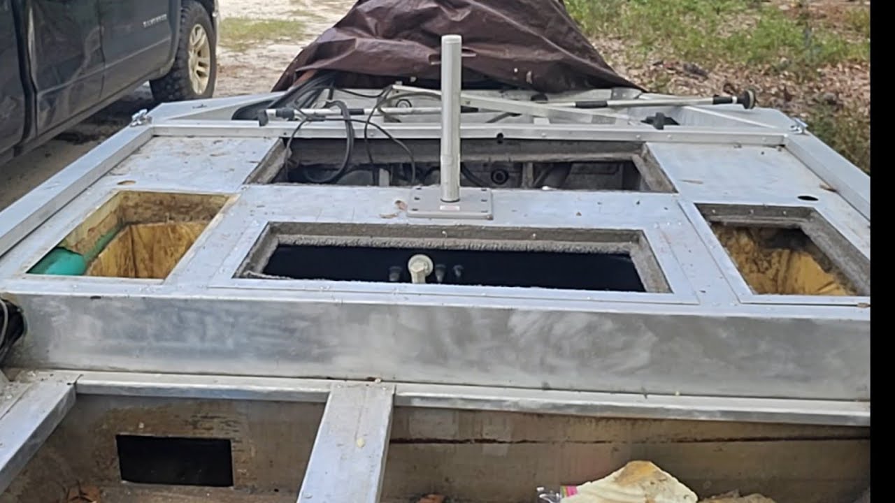 Bass tracker pro 17 foam and back deck removal
