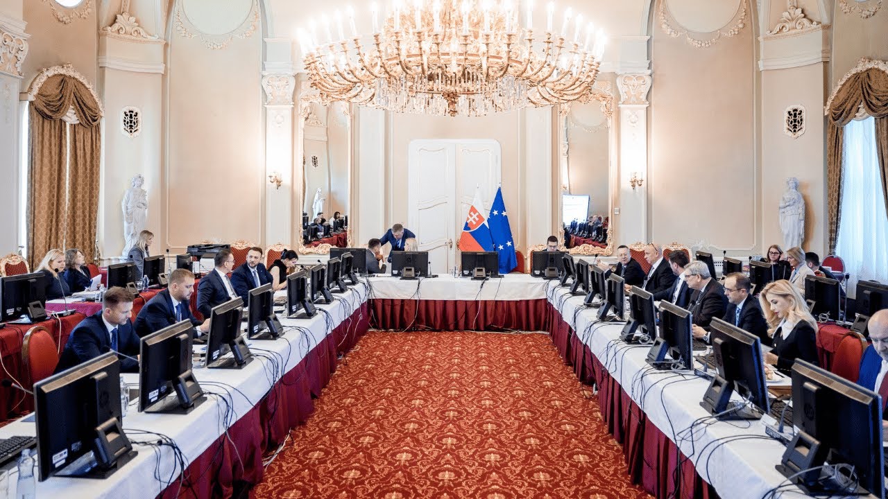 Minister &scaron;portu Rudolf Huliak sa vyjadril pred rokovan&iacute;m vl&aacute;dy