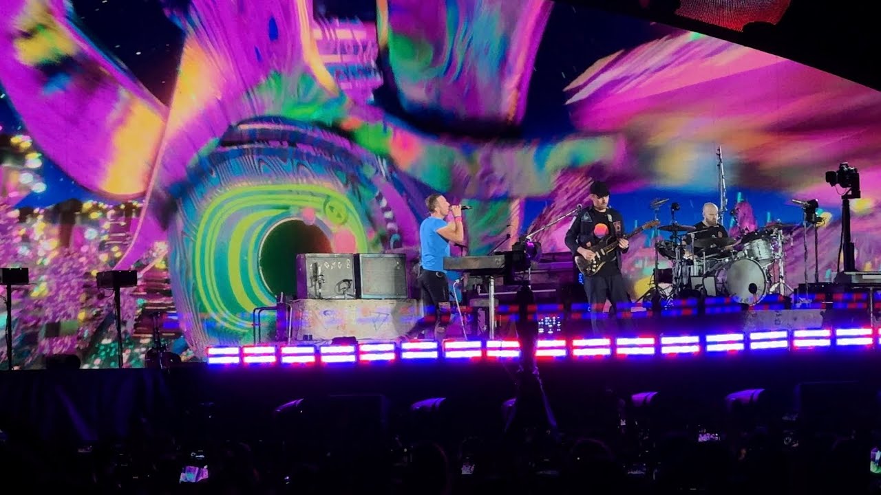 COLDPLAY in Tokyo Dome Nov. 6. 2023