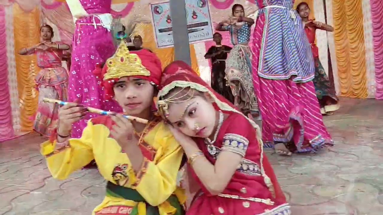 madhav mara mohanji dance // Navi Padaradi Primary School 