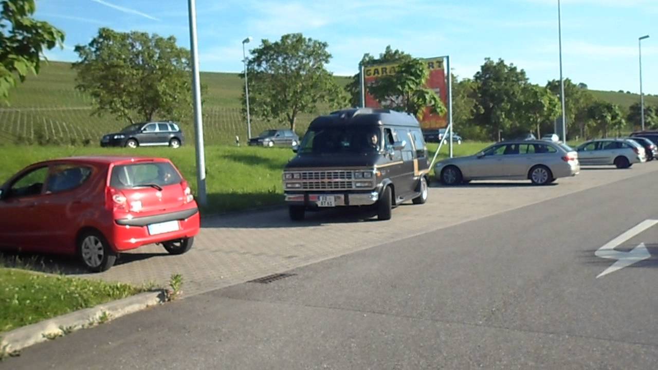 Chevrolet G20 V8 5,7 TBI Sound :)