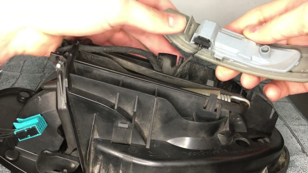 Errore Indicatore di direzione sx/dx Mercedes Classe A/B. Tutorial riparazione
