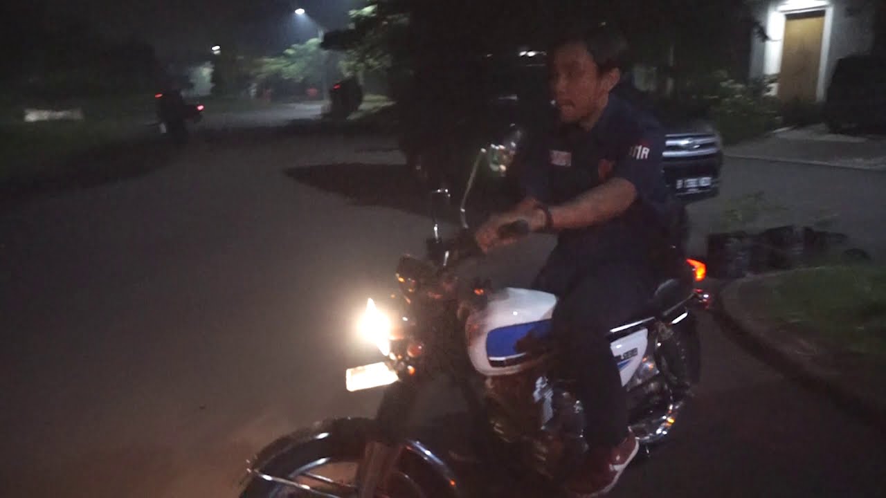 Nganter Motor Honda CB100 Gelatik ke BSD pakai mobil DISHUB DEPOK ?? GAS !!!