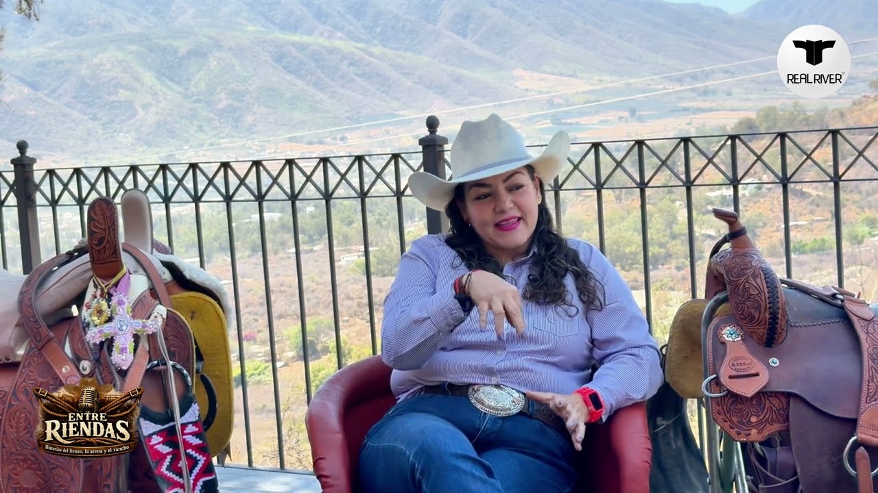 HISTORIAS ENTRE RIENDAS CON MINERVA ROBLEDO