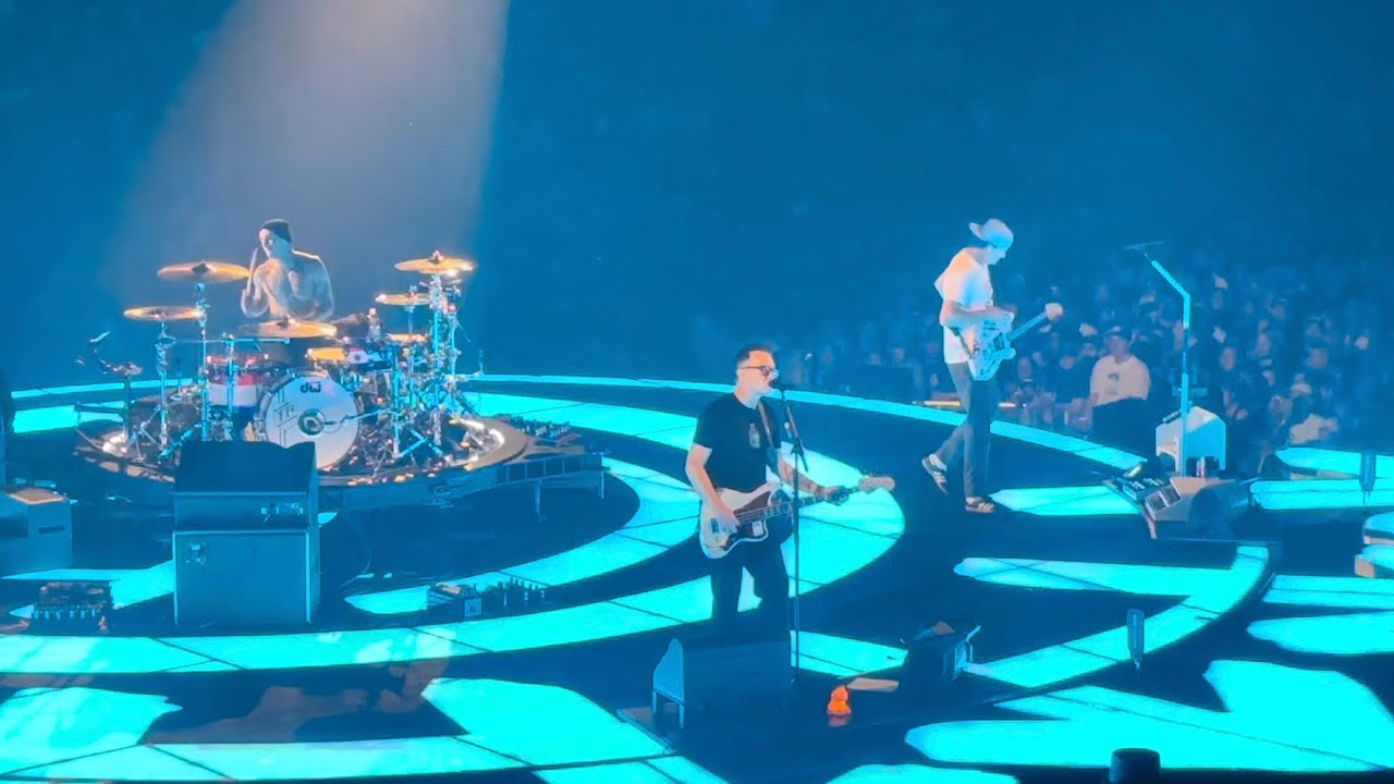 blink182 - When Your Heart Stops Beating / There Is (Live, Phoenix AZ 07/2024)