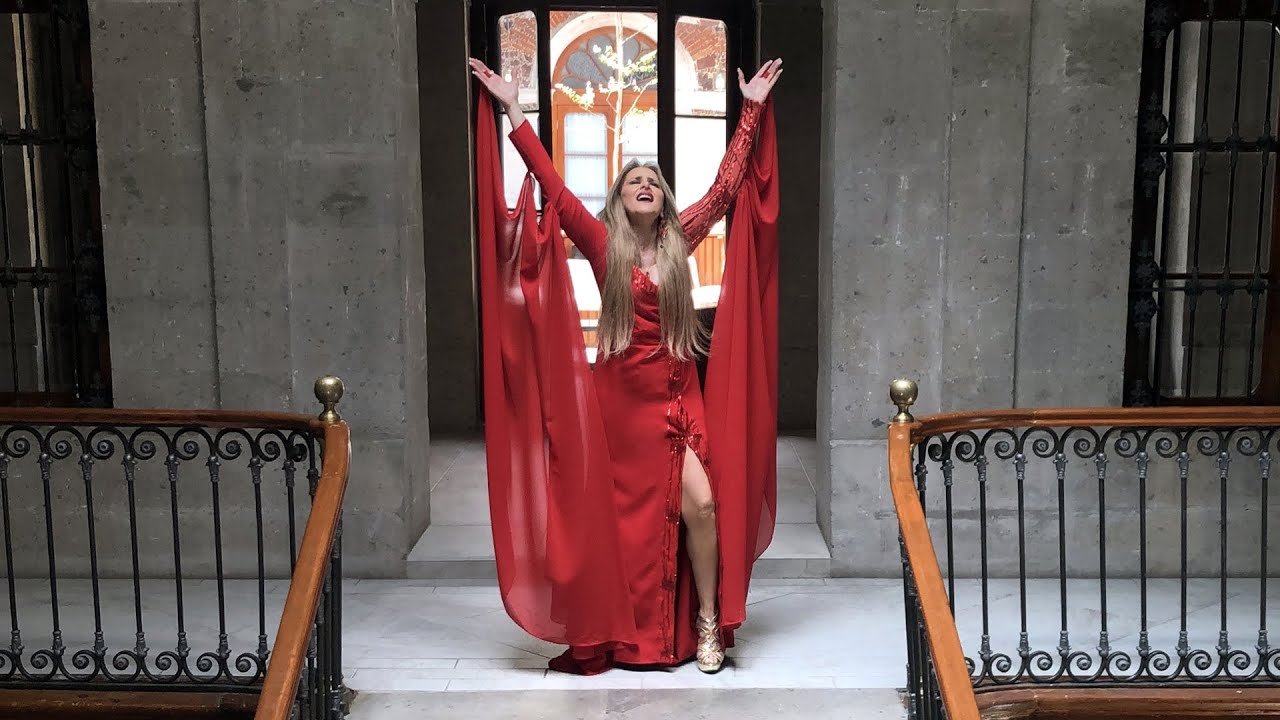 Manoella Torres - Ens&eacute;&ntilde;ame A Creer (Official Video)