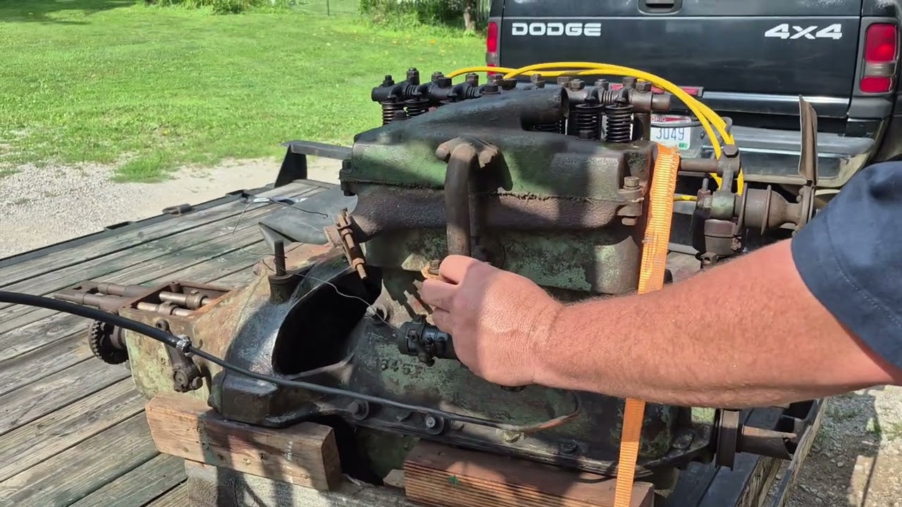 1914 Scripps Booth 4 Cylinder Engine First Run.