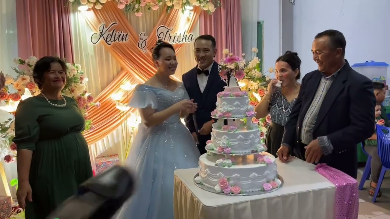 Majlis Perkhawinan Kelvin Dengan Trisha Di Kampung Quop Jalan Kimura