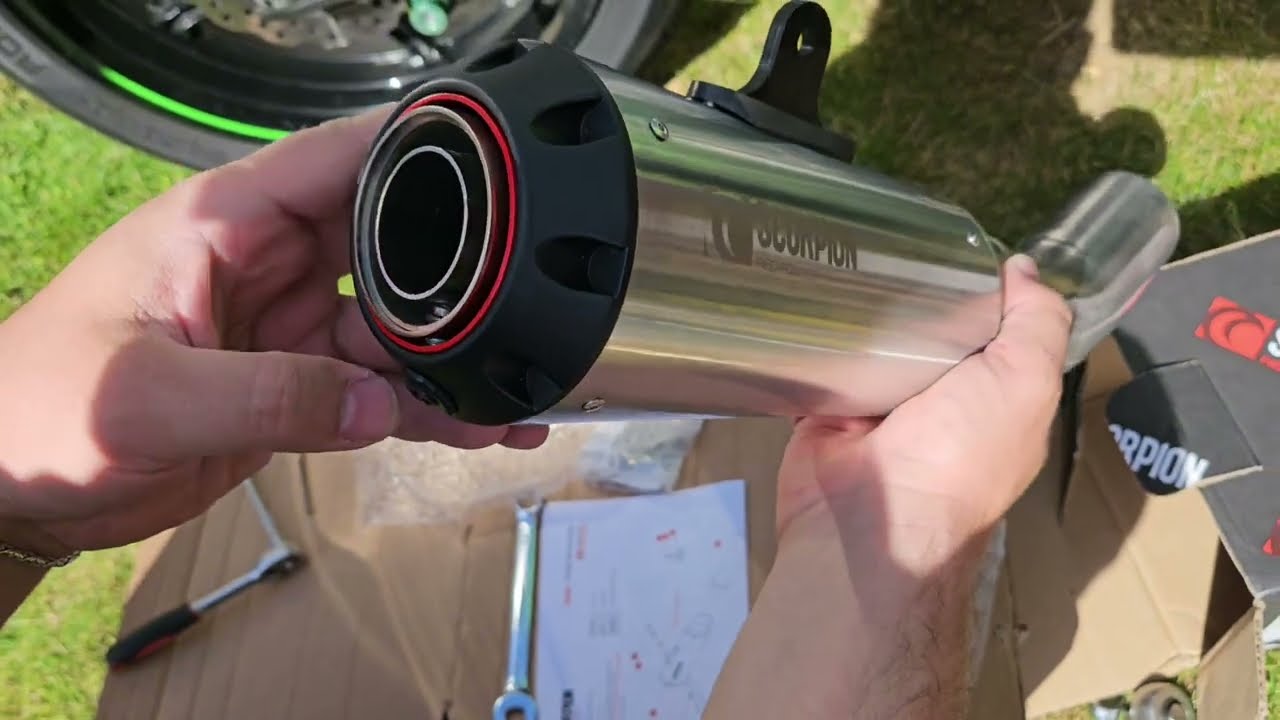 Scorpion RedPower Slip on exhaust install on kawasaki zx6r,Scorpion egzoz montaji, монтаж на ауспух