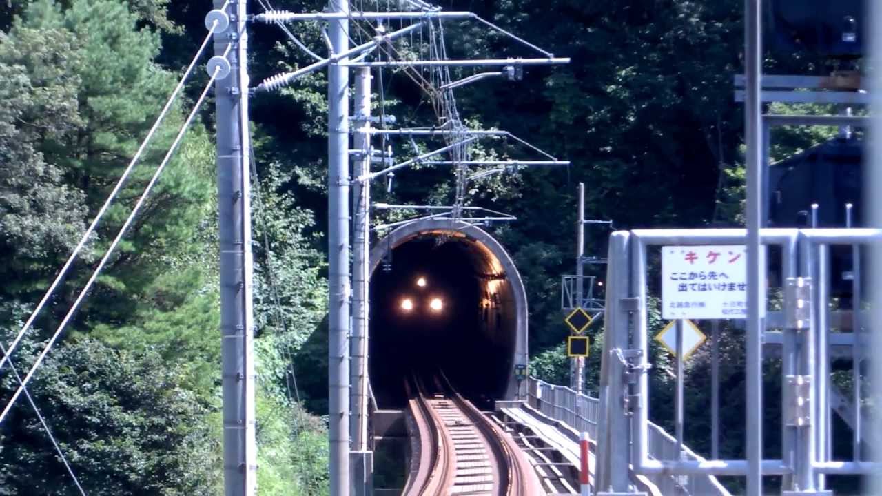 681系スノーラビット特急はくたか10号　大池いこいの森駅通過　/Japanese Train 681Series Limited Express HAKUTAKA