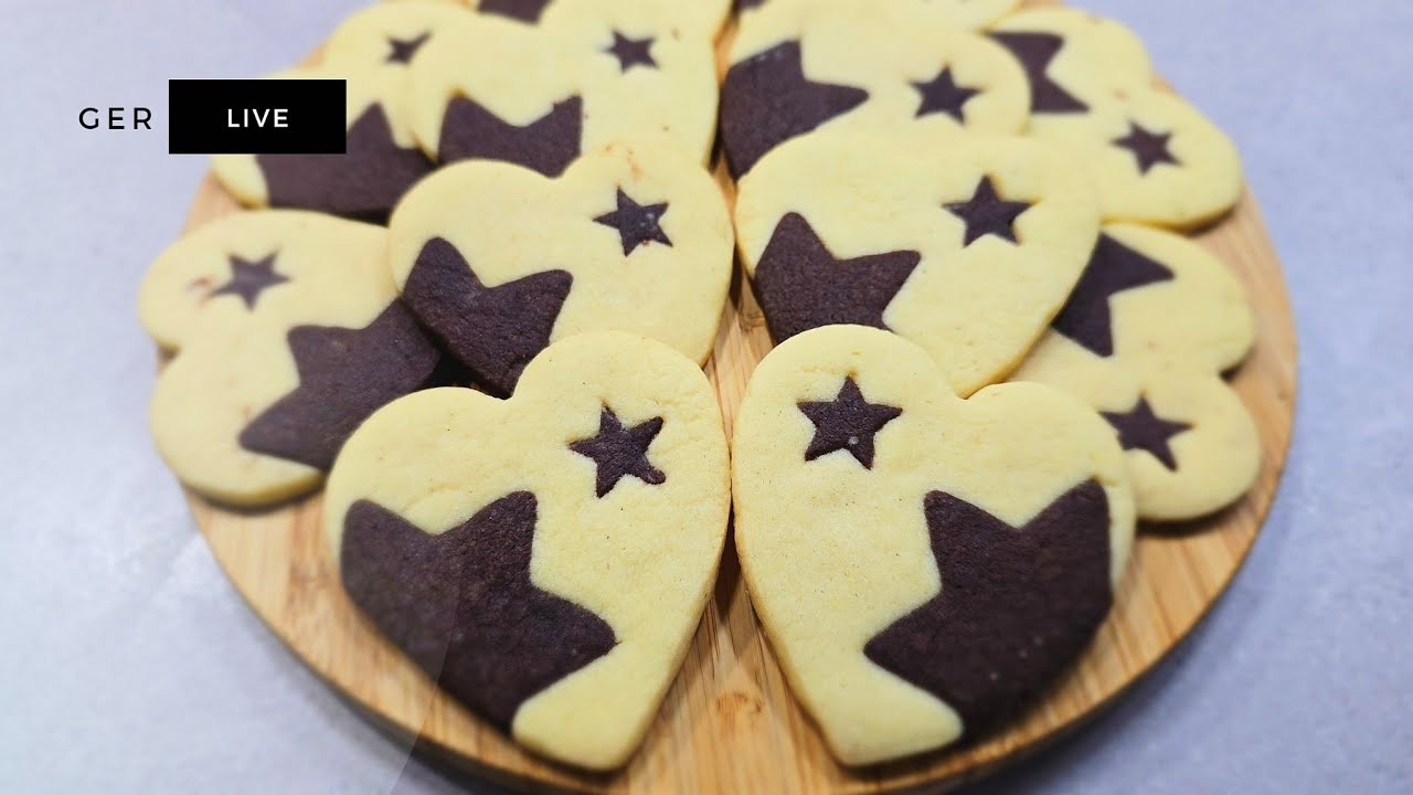 SUPER EASY BAKING COOKIES ☕️☕️ Zweifarbige Herzplätzchen. Eine festliche Lekerei.