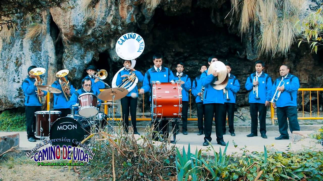 Banda Evangélica Camino de Vida Huancavelica - Mix oh Divina Majestad