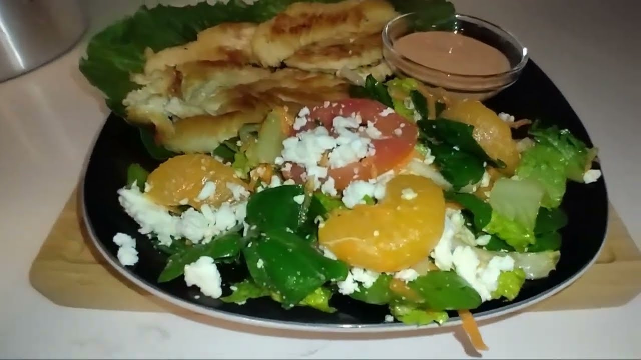 PECHUGAS A LA PLANCHA ACOMPAÑADAS CON ENSALADA 🥗