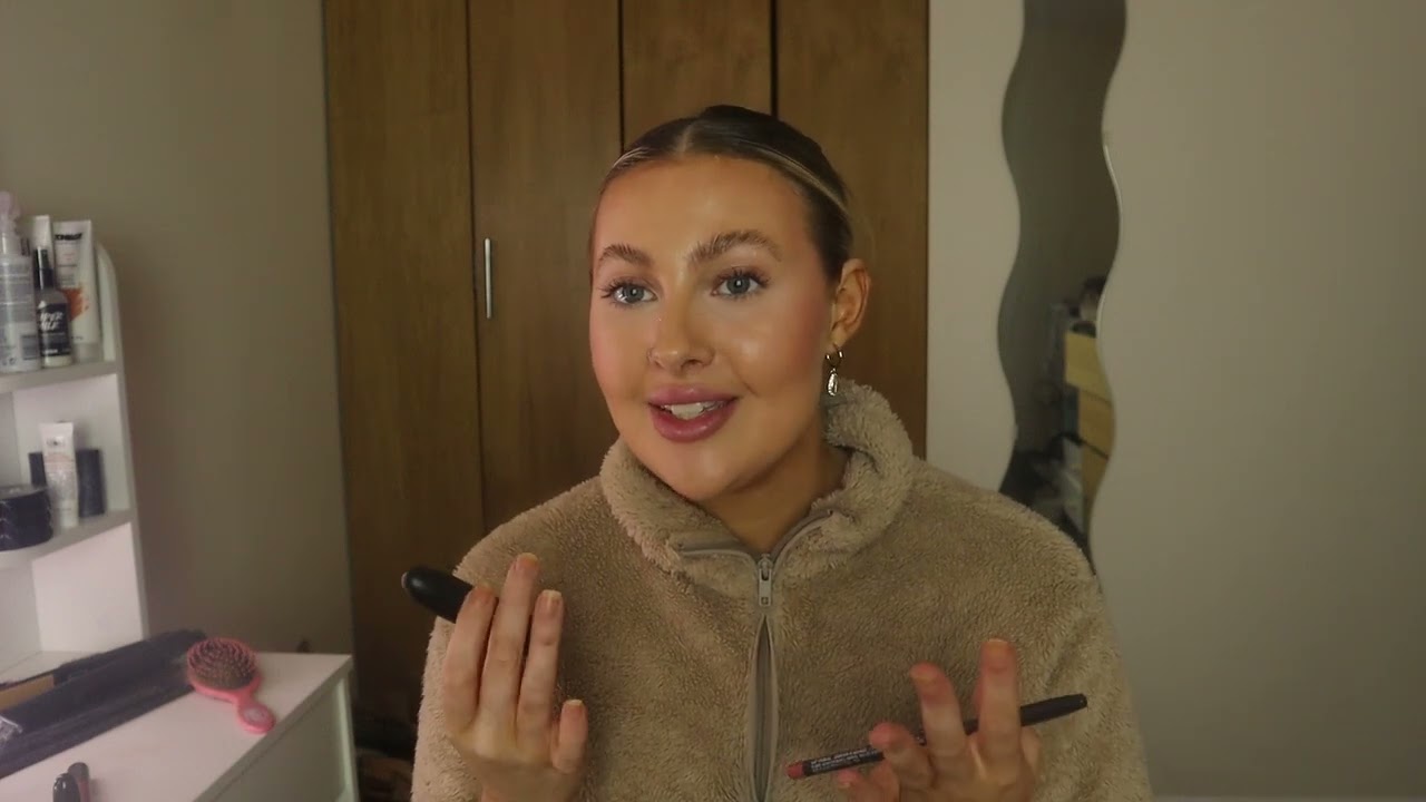 MAC TONNES OF TEDDY LIP KIT TRY ON
