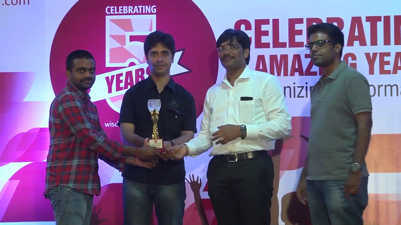 CEO Ajay Kolla Wisdom IT Services - Prize Distributions For Employees